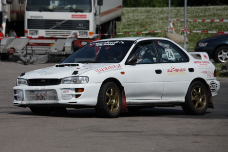 Jan Ole Flinthol og Tom Bækgaard i Subaru Impreza 555.
(Foto: Motorsporten.dk)